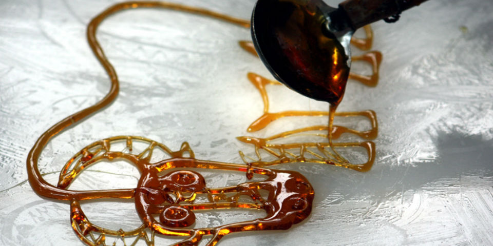 La delicadeza de pintar con caramelo