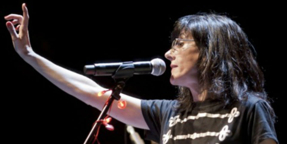 AJO: Micropoemas para el desamor y el hambre