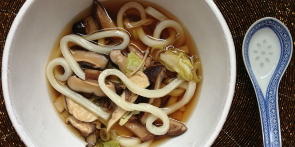 #Receta: Sopa Udon con hongos