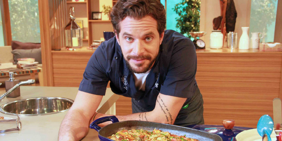 Cuando el mar y la tierra bailan: Pedro Abascal en TV