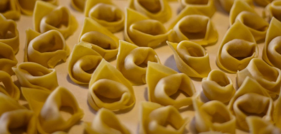 Tortellini, la pasta nacida del amor