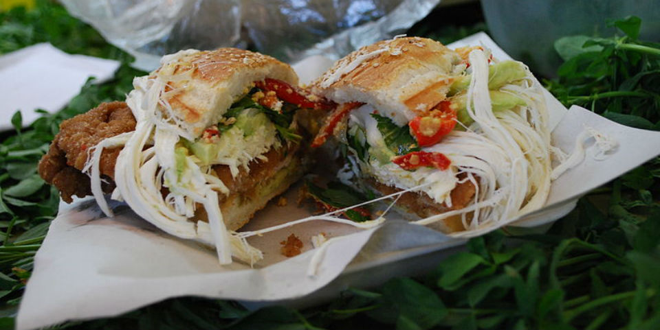 Queso y quelites, un matrimonio extraordinario