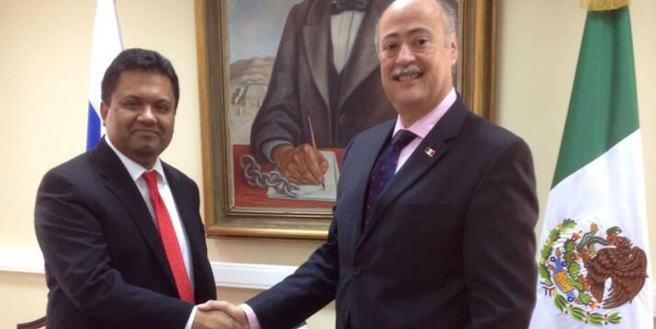 "En la política siempre se come acompañado": Rubén Beltrán