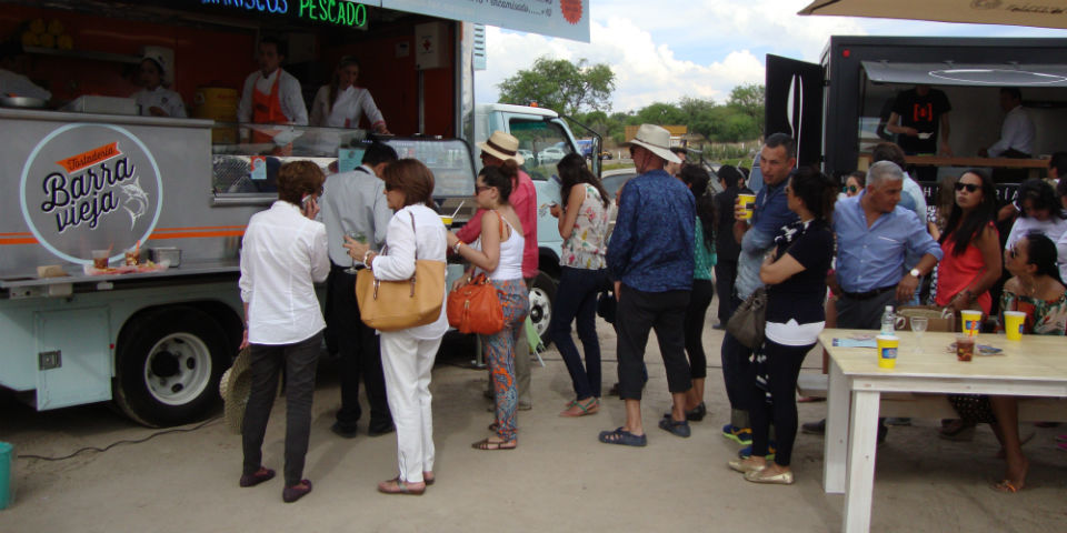 ¿Una ley para regular los food trucks en el DF?