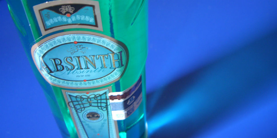 Absenta que no mata, te hace más fuerte