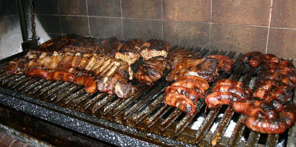 9 asados alrededor del mundo que querrás replicar este verano