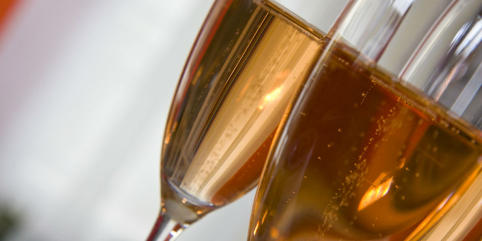 La historia de las burbujas en la champaña