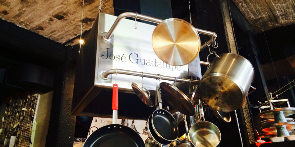 «José Guadalupe, Platos de Cuchara», caldos que animan el espíritu
