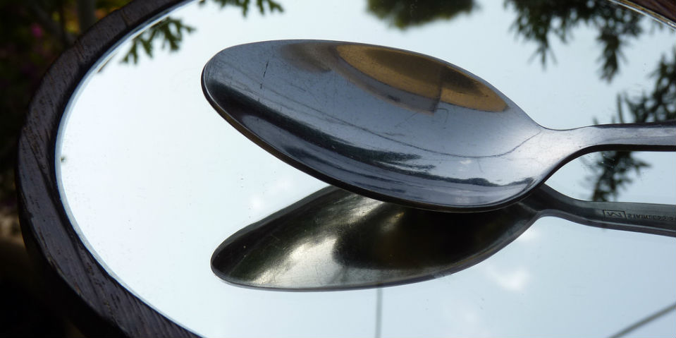 La cuchara que crea sabores con descargas eléctricas