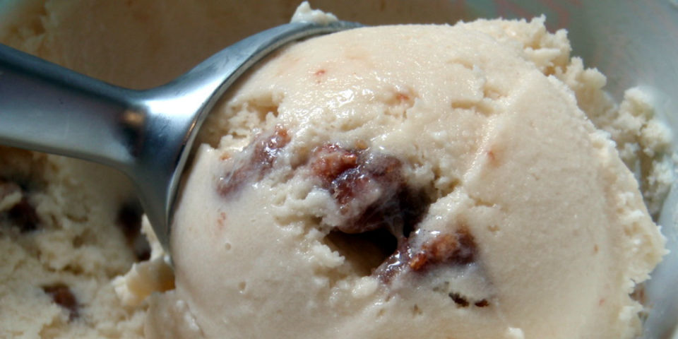 #RECETA Helado de tocino y miel de maple, la decadencia hecha postre