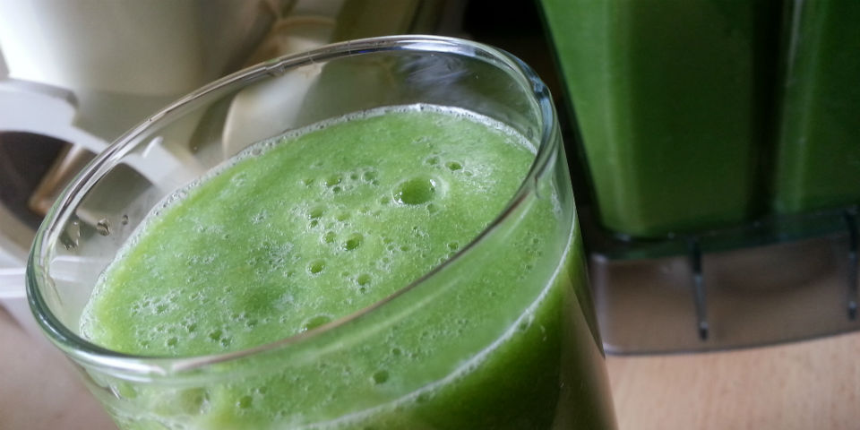 #RECETA ¡Elimina las toxinas! Dos jugos verdes para empezar bien el día