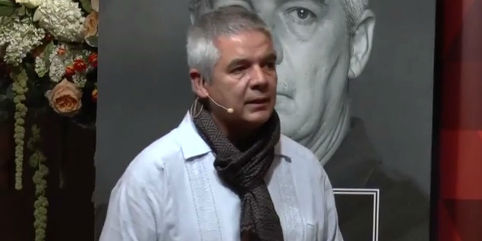 #VIDEO Ven a Comer: Descubriendo el vino mexicano y las hierbas aromáticas