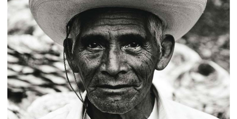 Sanzekan: El mezcal que nos hace seguir juntos