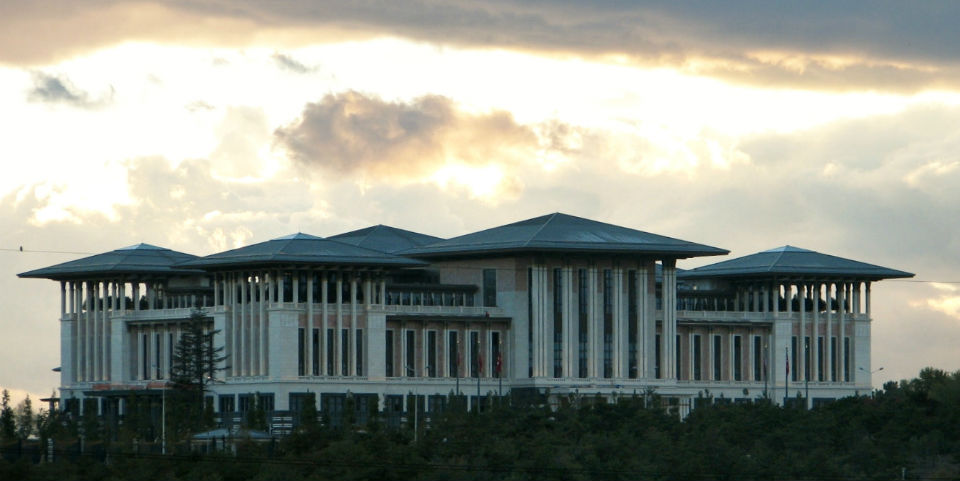 ¿Miedo? El presidente turco tiene un laboratorio para analizar su comida 24/7