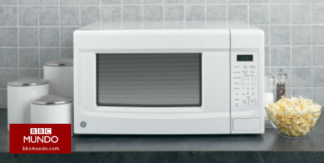 El microondas que muestra cuando la comida está lista