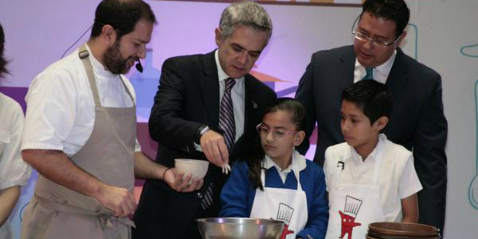 Chefs y gobierno se unen para combatir la obesidad infantil