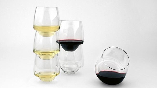 #VIDEO Un vaso que evita los derrames