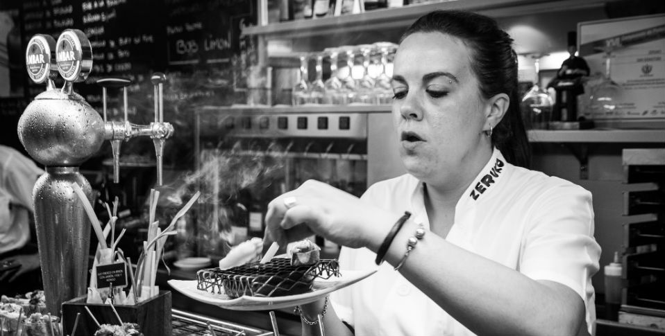 Tortillas de patatas y tapas, ¿qué comen los españoles?