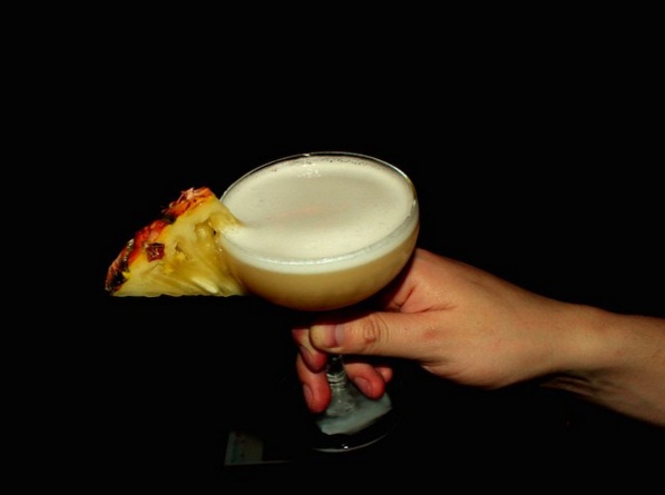 Bar Baltra, el acogedor lugar de los buenos tragos en la Condesa