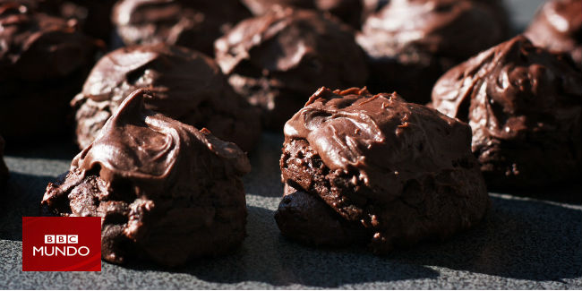 ¿Puede un truco mental ayudarte a controlar el ansia de comer chocolate?
