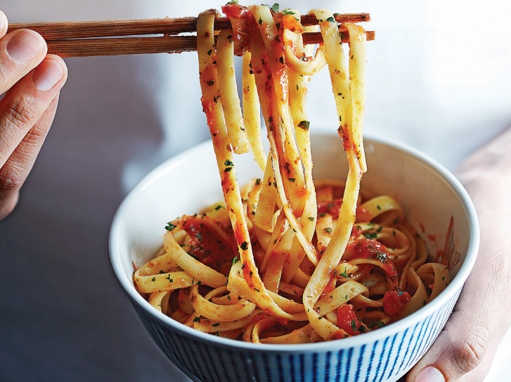 #RECETA Pasta con salsa de jitomates asados