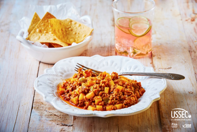 Tres recetas con soya: picadillo, gelatina de zanahoria y bisquets