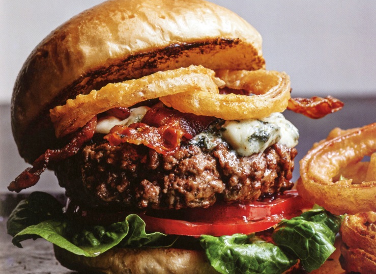 #RecetaLarousse La hamburguesa perfecta (con cátsup y mayonesa caseras)