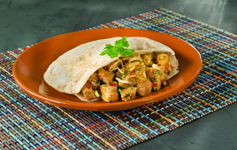 #RecetasLarousse Pan pita con curry de cerdo