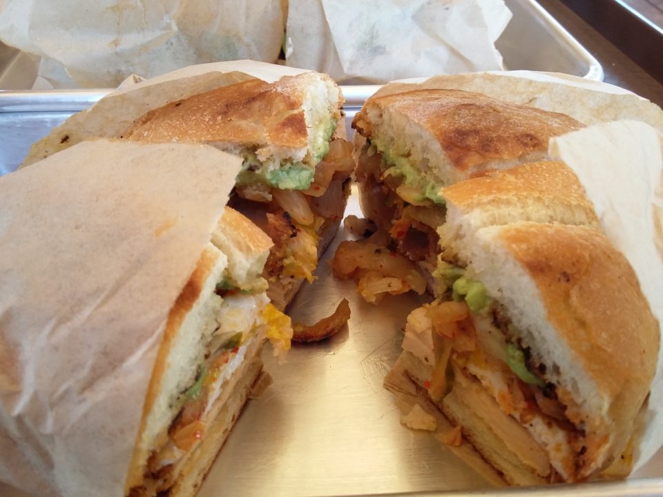 Lupe es el nuevo paraíso de los lonches en Valle de Guadalupe