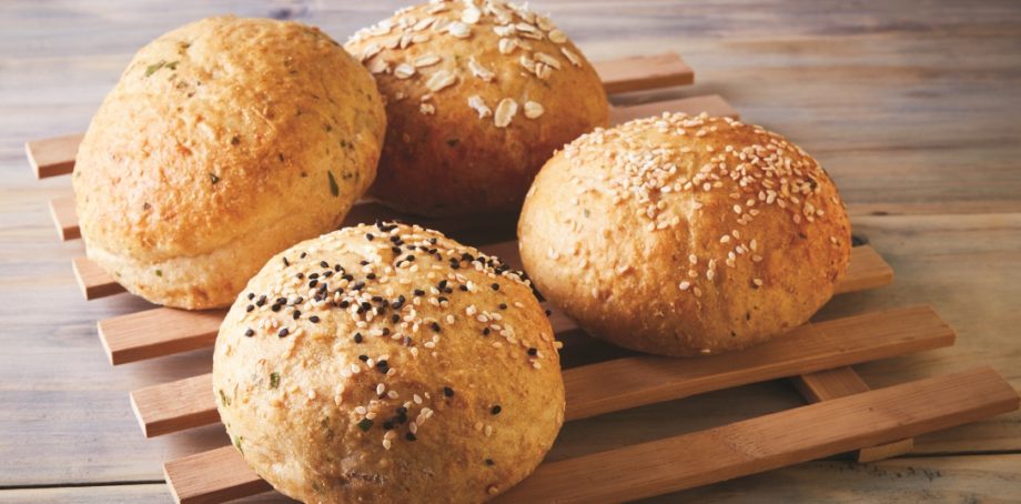 #RecetasLarousse Bollos con hierbas aromáticas