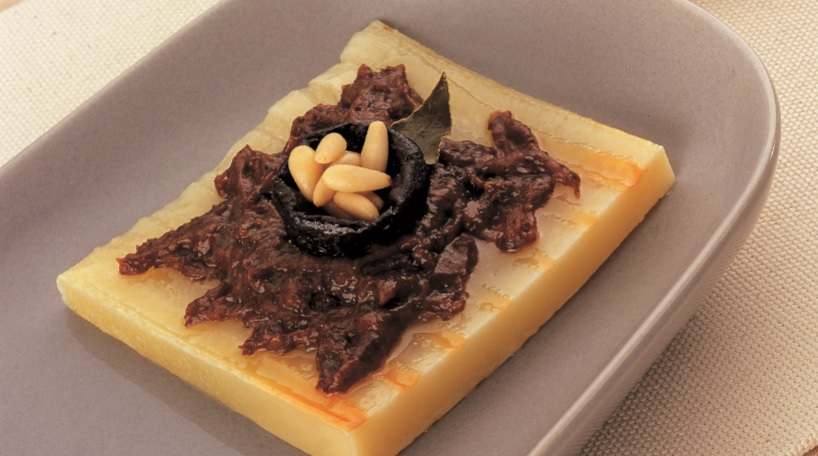 #RecetasLarousse Queso asadero con salsa de ciruelas