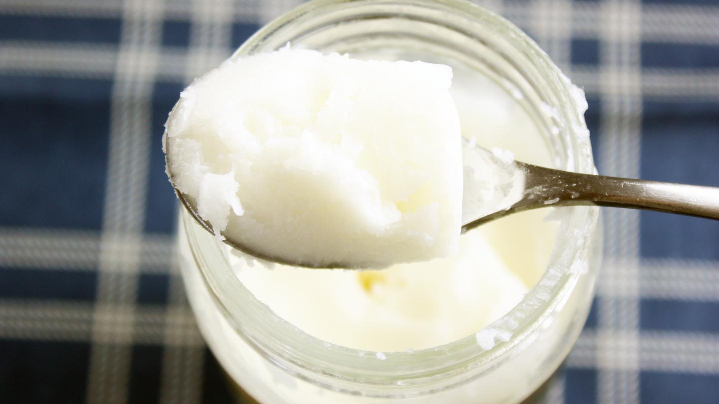 ¡Un estudio dice que dejes el aceite de coco en paz!