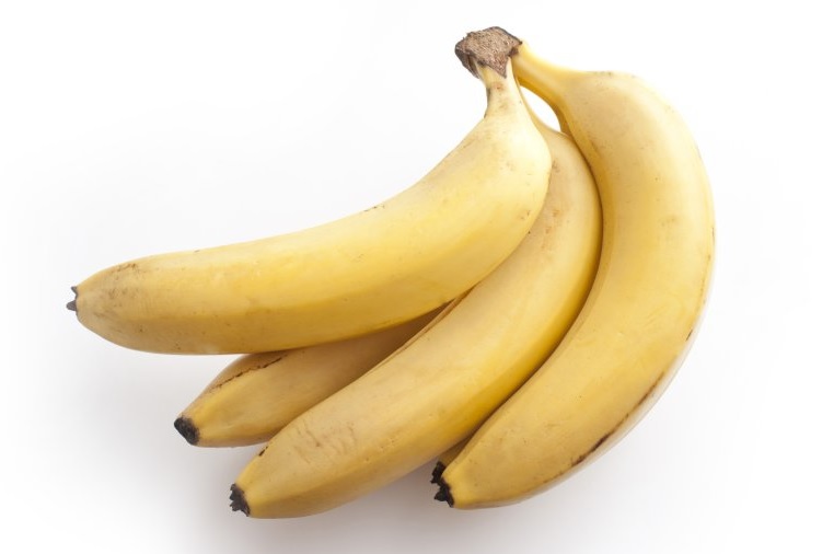 ¿Por qué los plátanos se ponen marrones y aceleran la maduración de las frutas que tienen al lado?