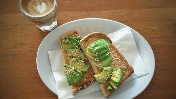 Los millennials son tan flojos que ordenan la comida más simple