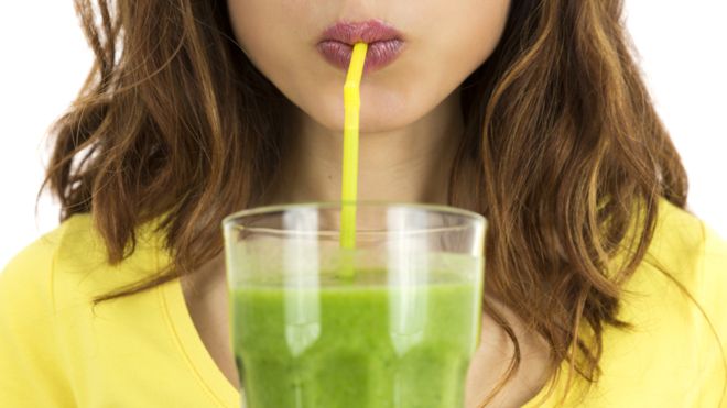 ¿Cuáles son los alimentos que realmente pueden mejorar tu vista?