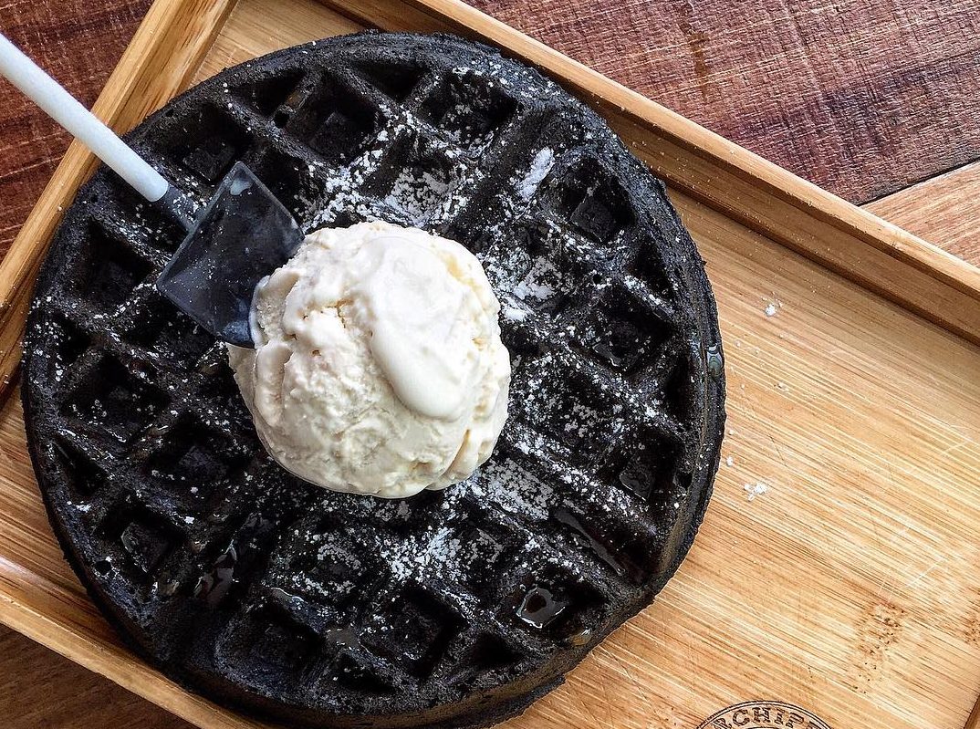 Carbón activado... ¿en la gastronomía? ¡Sí es posible!