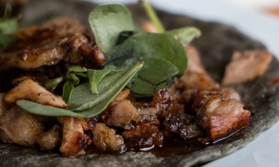 Tizne Tacomotora, de foodbike a taquería hecha y derecha