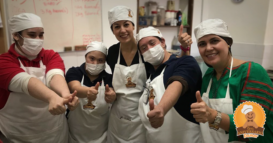 Damor, una panadería en Guadalajara que emplea a personas con discapacidad