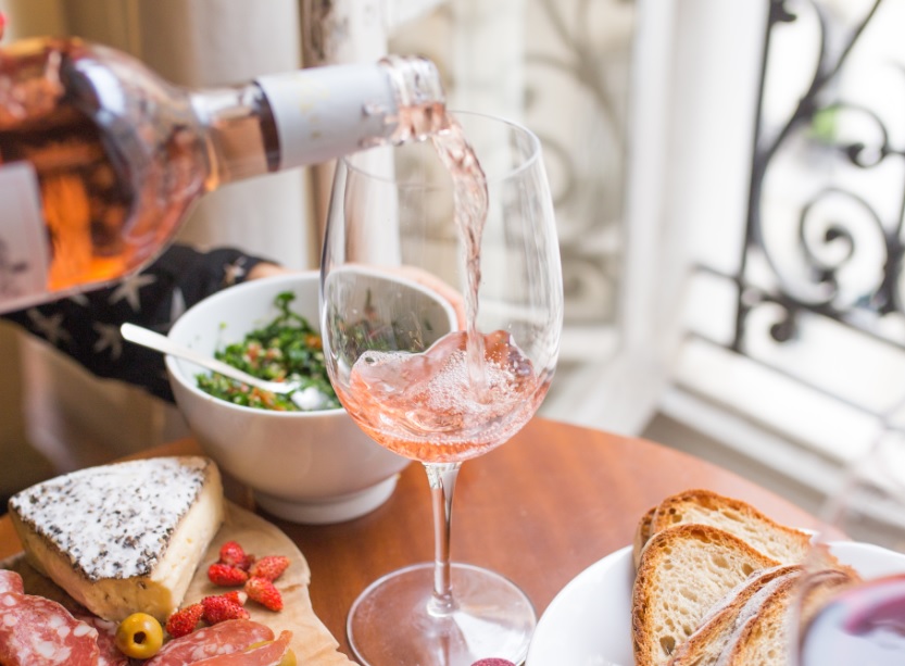 18 de febrero, día internacional de beber vino y explorar nuevos maridajes