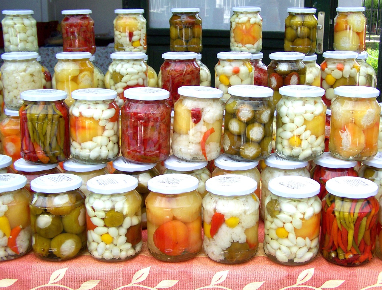 ¿Por qué está de moda consumir alimentos fermentados y probióticos?