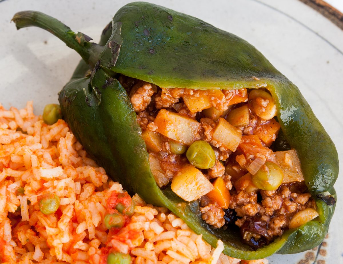 Échale creatividad a tus chiles rellenos con estas recetas