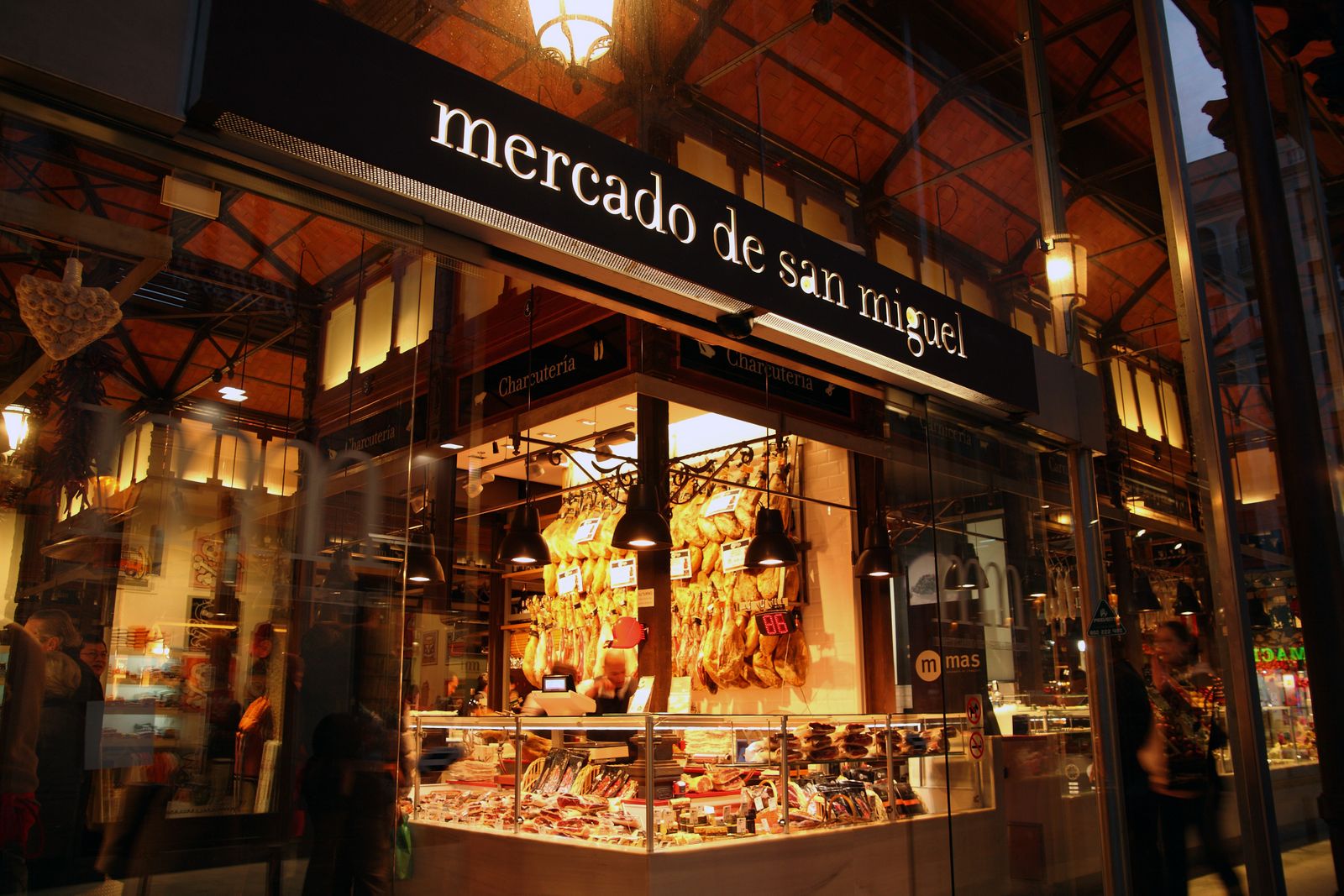 Mercado de San Miguel en Madrid: el papá de los mercados gourmet