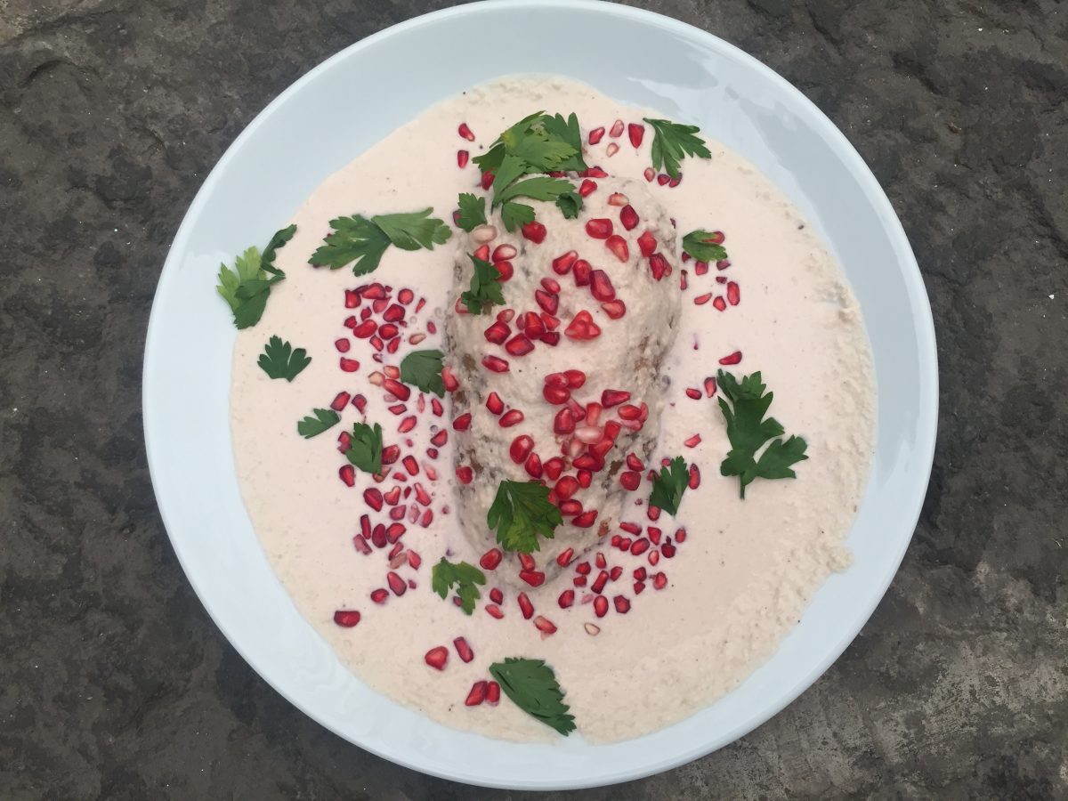 La temporada de chiles en nogada y sus ingredientes tradicionales