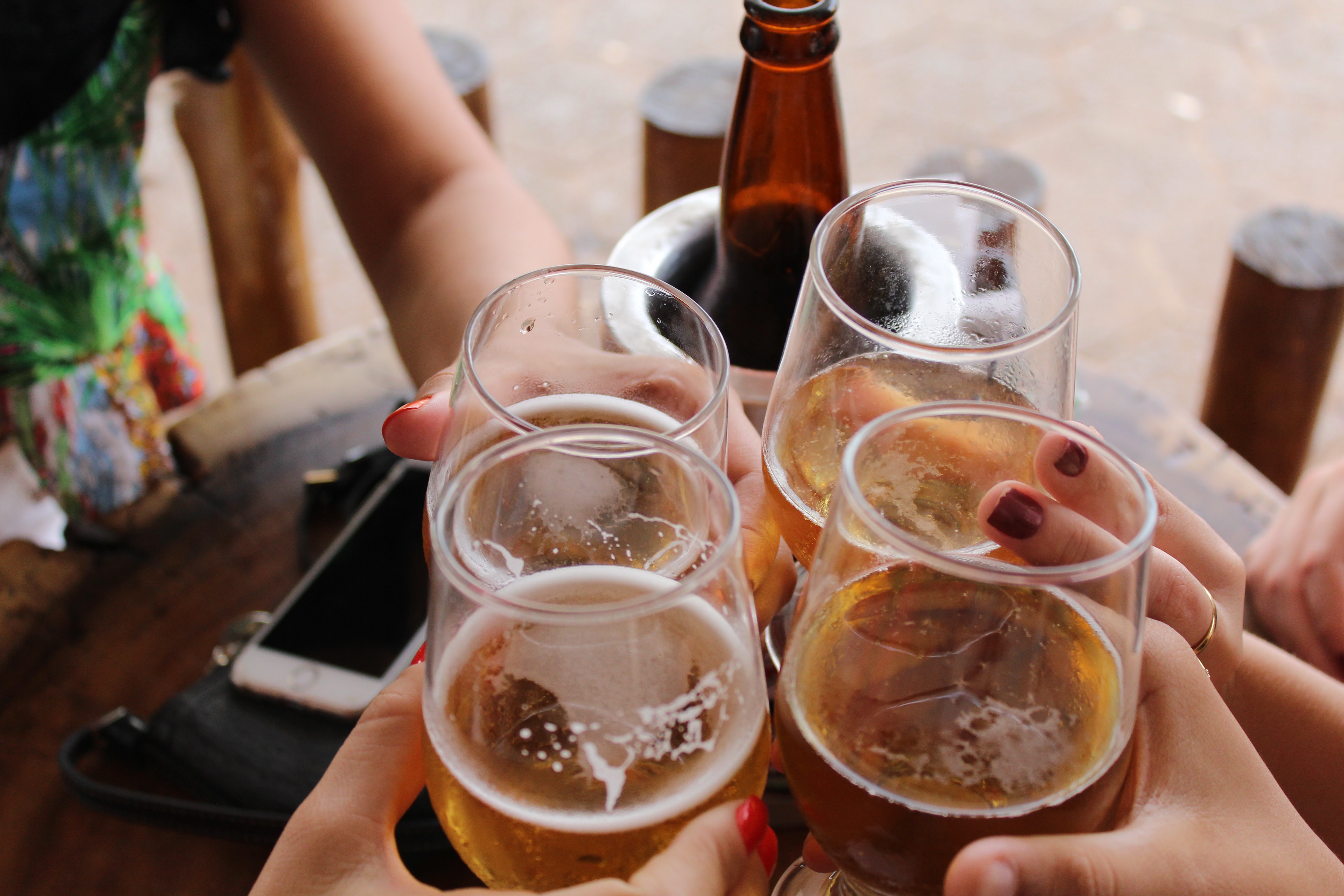 No sólo es deliciosa y refrescante, ¡la cerveza es buenísima para la salud!