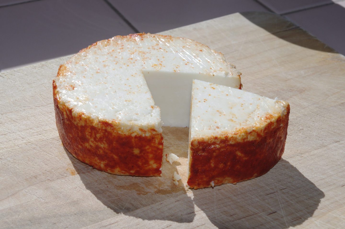 Conoce el queso Cotija, una joya gastronómica de Michoacán