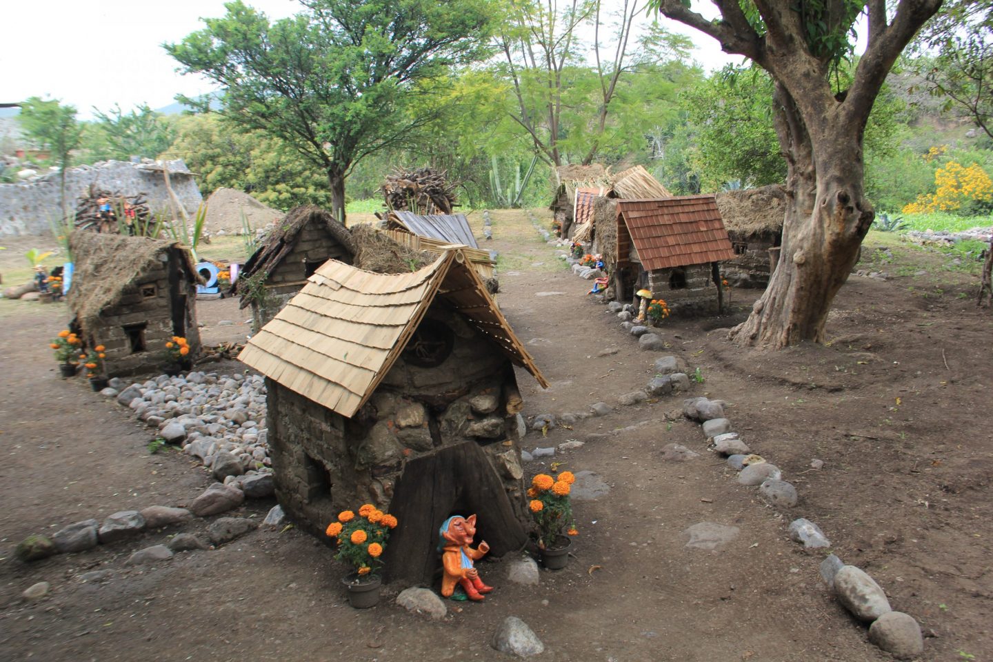 El Páramo de los Duendes en Huaquechula y sus ofrendas monumentales