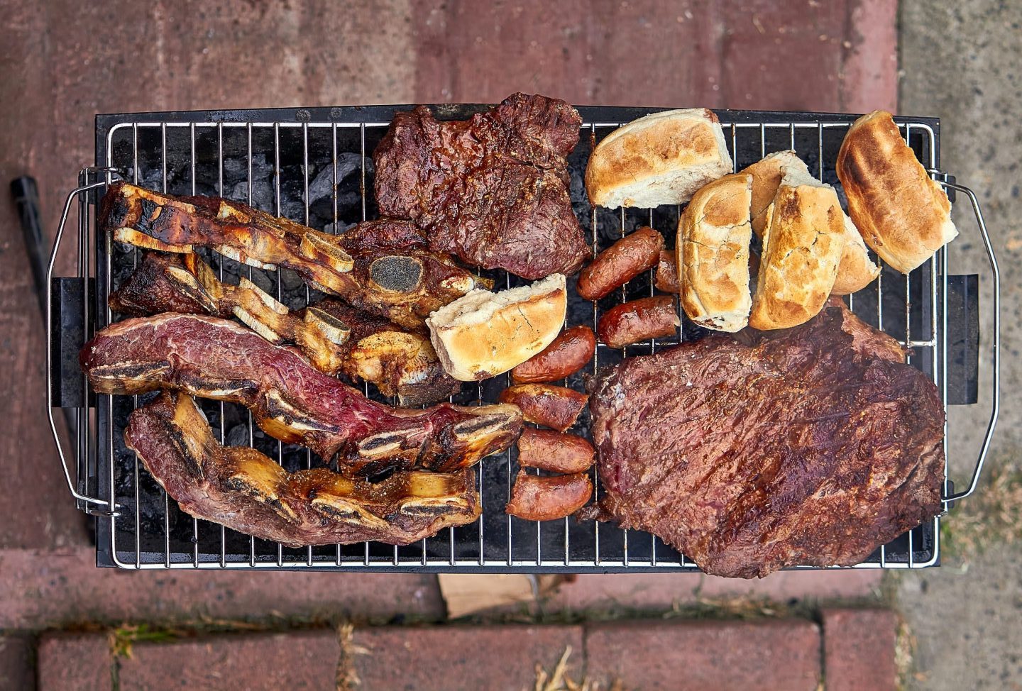 El humo líquido para cocinar ¡existe! Te decimos cómo usarlo