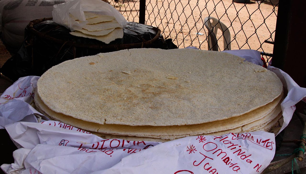 Cómo preparar casabe de yuca cubano en casa