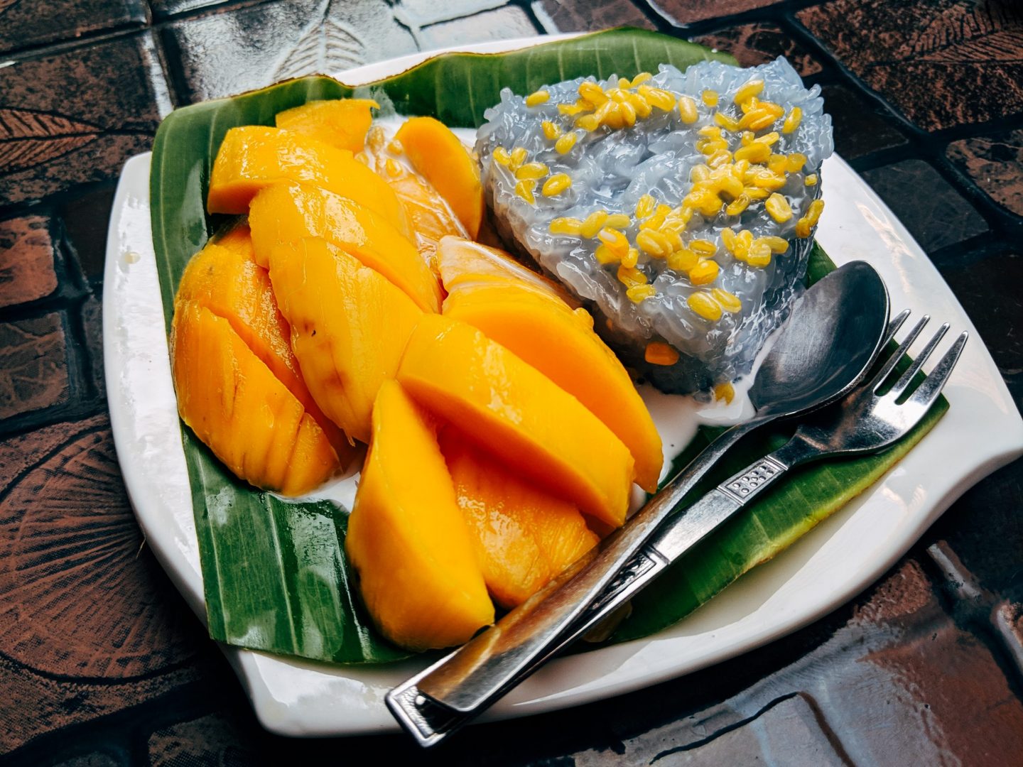 Aprende a preparar sticky rice con mango igualito al de Tailandia