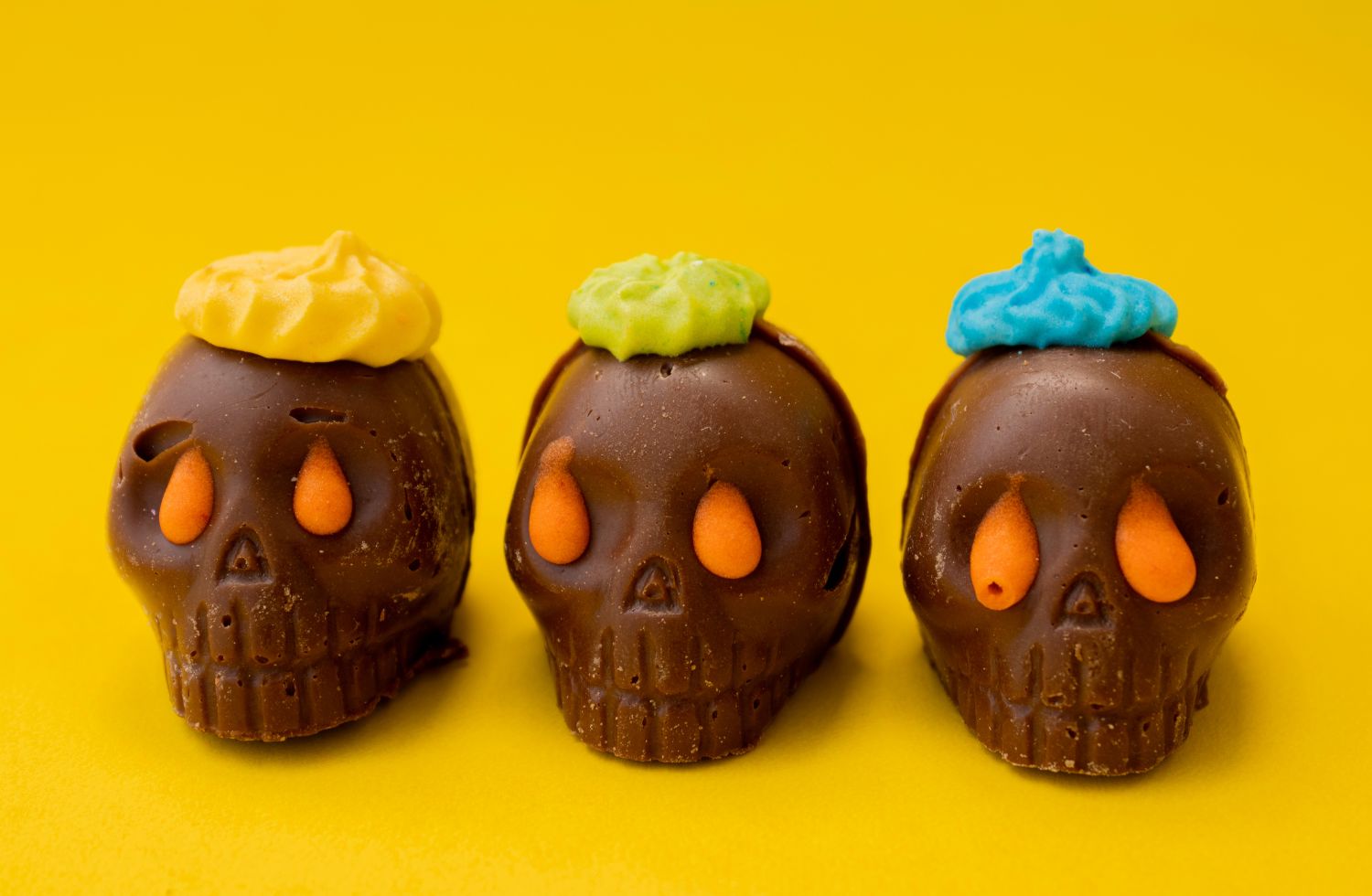 cómo hacer calaveritas de chocolate para Día de Muertos